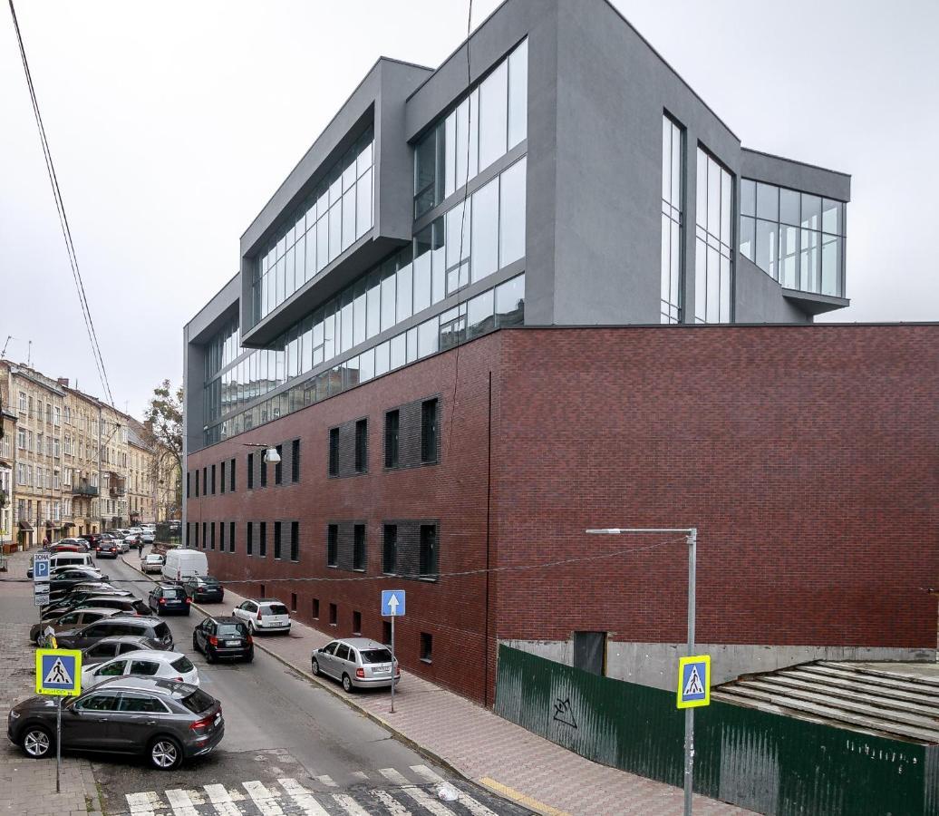 Golden Violin ! Apartments Львів Екстер'єр фото